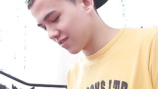 Horny Xander H Masturbates And Fingers His Deep Butt Hole!