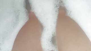 Cock gets hard in the shower