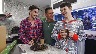 Unwrapping Our Christmas Present - FamilyDick