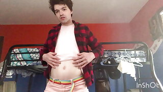 Strip Show of Sexy Twink Niko Springs